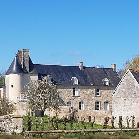 Manoir De Pierreville Audouville-la-Hubert Exterior foto